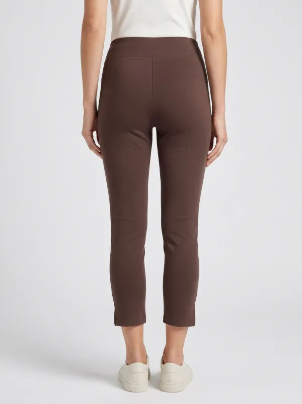 Classic Palm Leaf Embroidered Stretch Detail Women's Stretch Capri Pants
