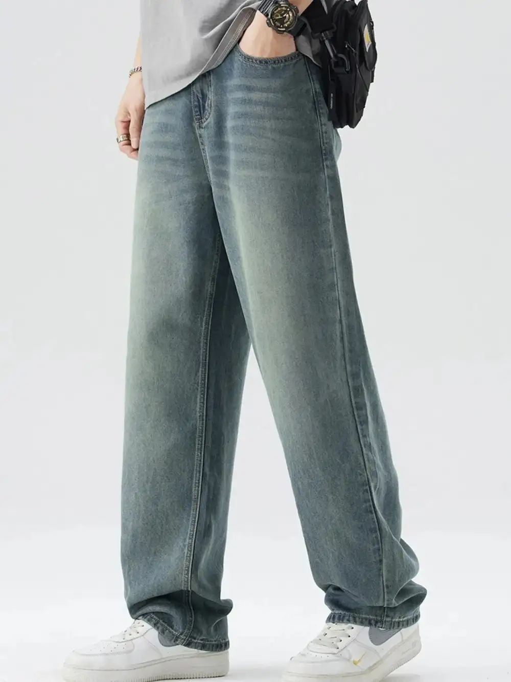 Modern Washed Wide Leg Relaxed Fit Jeans