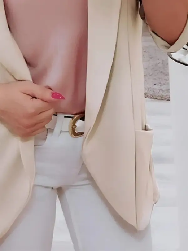 Lightweight Collared Neck Long Sleeve Blazer