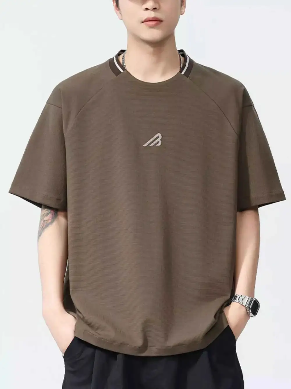 Polished Round Neck Short Sleeve T-Shirt