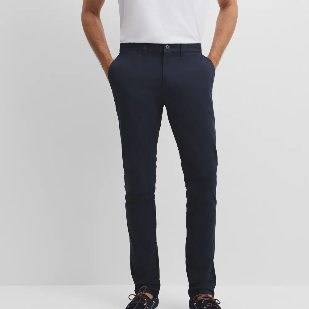 Men's Contemporary Slim Fit Stretch Pants