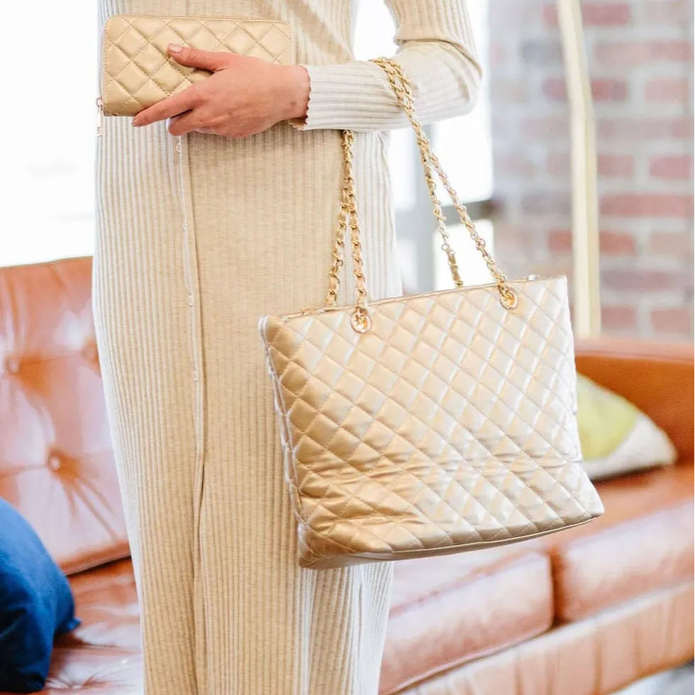 Laptop Carry Tote With Wallet