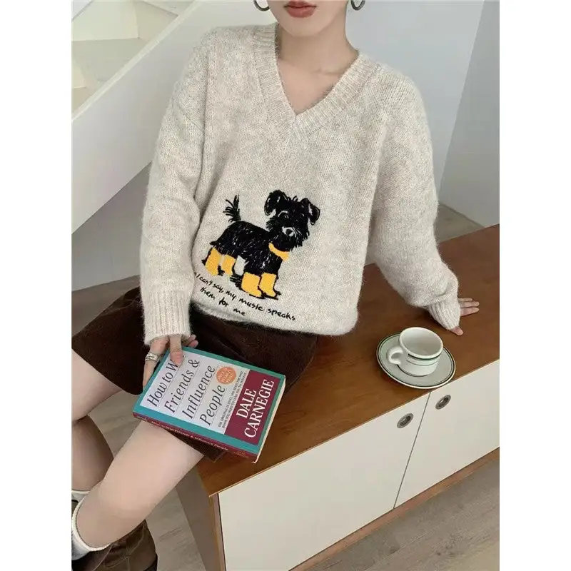 Women's Knit Dog-Motif V-Neck Sweater