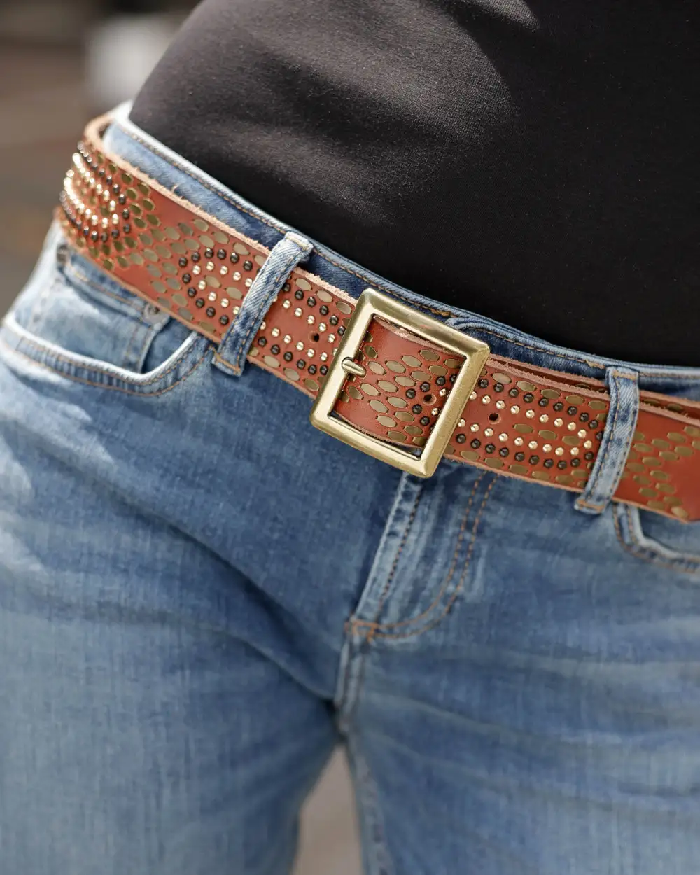 Classic Studded Leather Waist Belt With Square Buckle