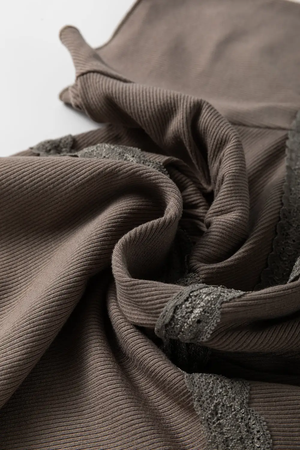 Dark Brown Lace Splicing Criss