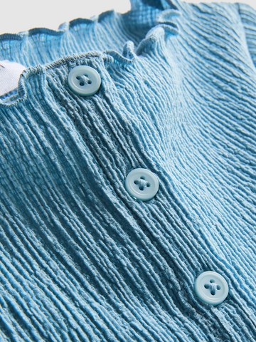 7-15yrs | Crinkle Textured Blouse detail 2