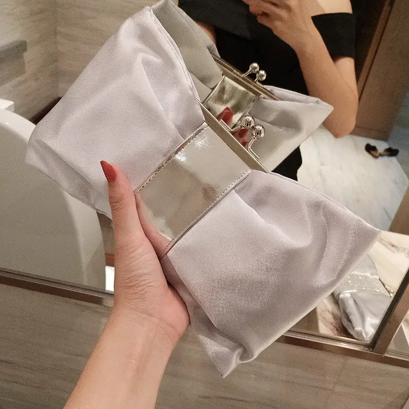 Bow Detail Clutch Bag