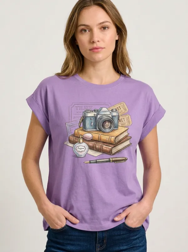 Women's Photography Lover Vintage Camera Books Printed T-shirt