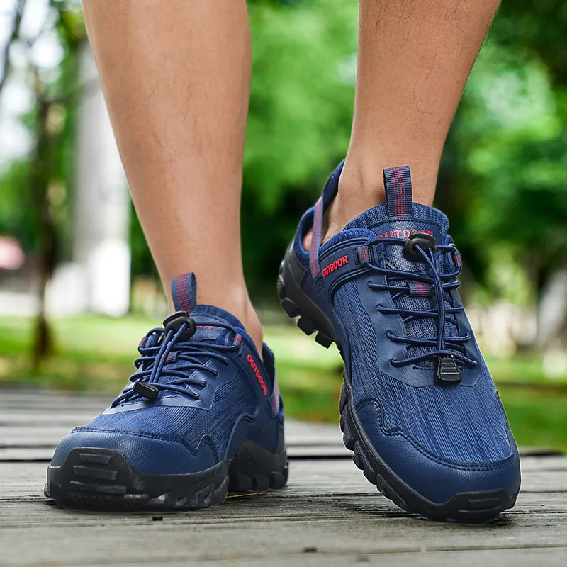 Men's Wide Fit Trail Shoes