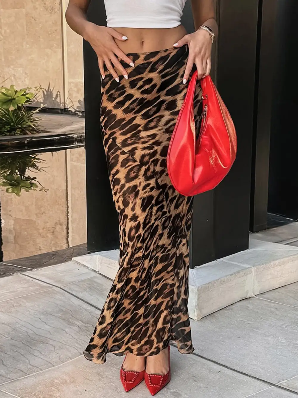 Classic Leopard Print Bodycon Maxi Skirt