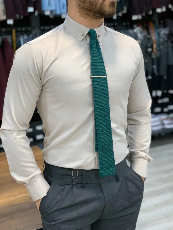 Classic Structured Slim Fit Cotton Casual Shirt
