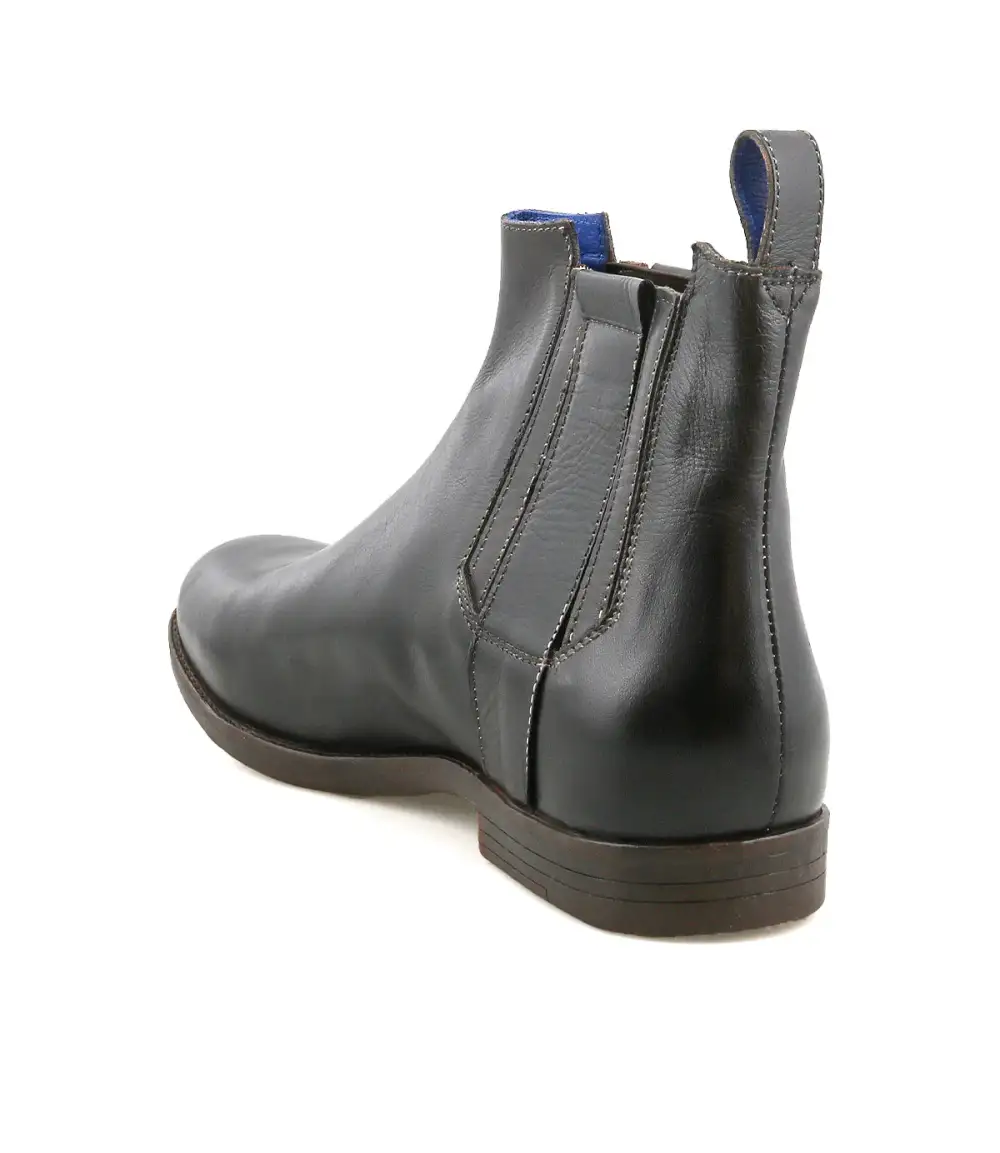 Streamlined Pull-Tab Stretch-Side Chelsea Boots