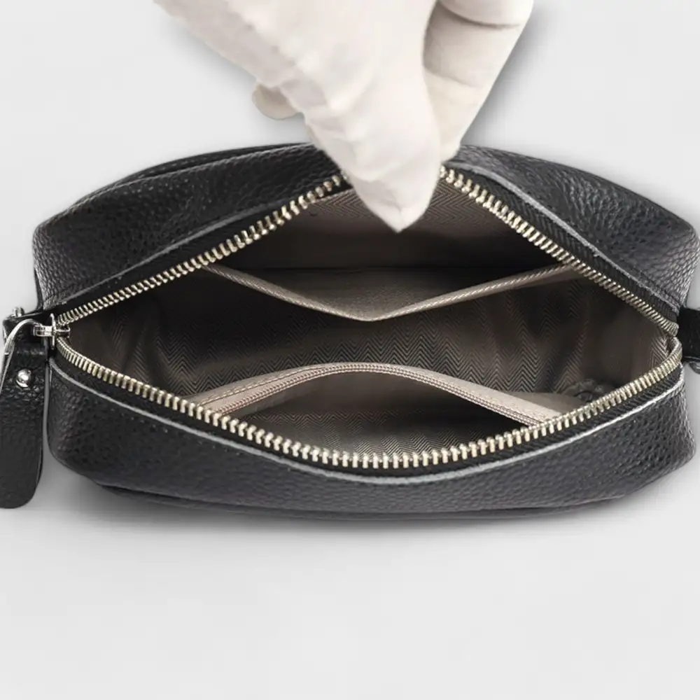 Buckle Straw Shoulder Bag