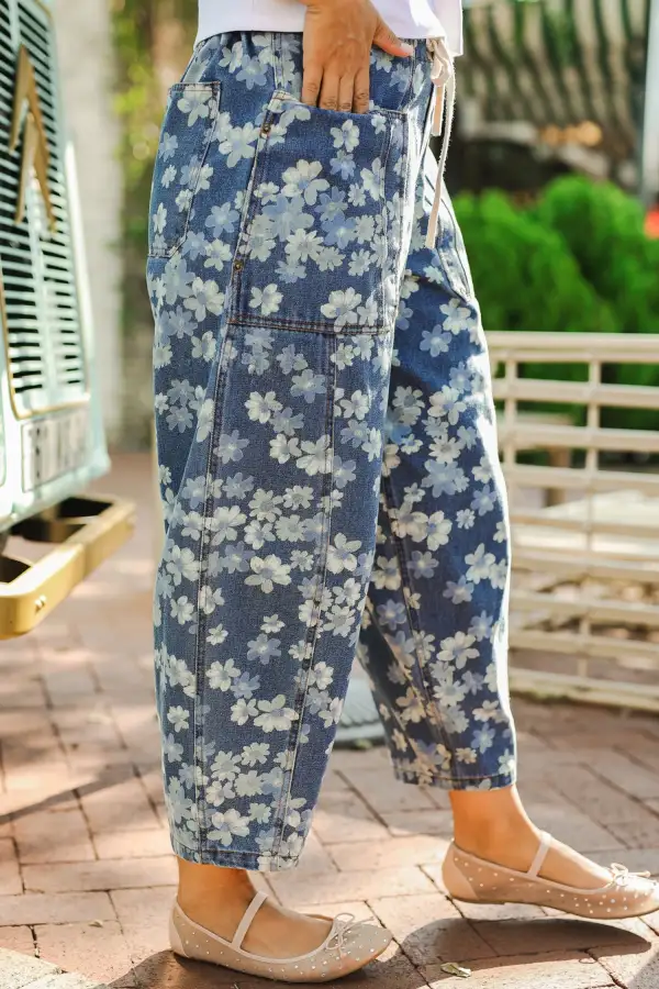 Women's Dainty Floral Printed Drawstring Barrel Jeans