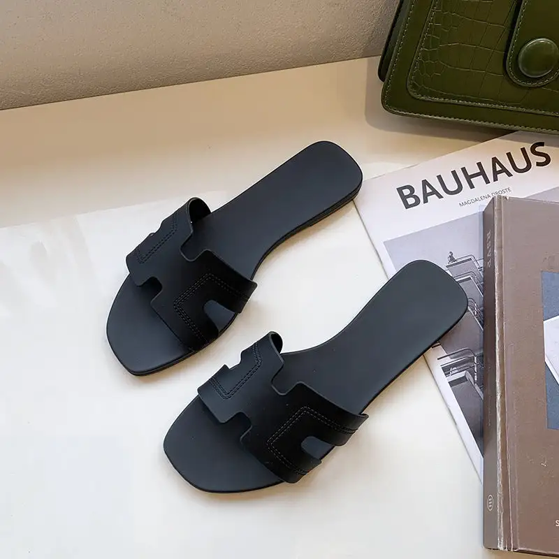 Flexible Slide Sandals
