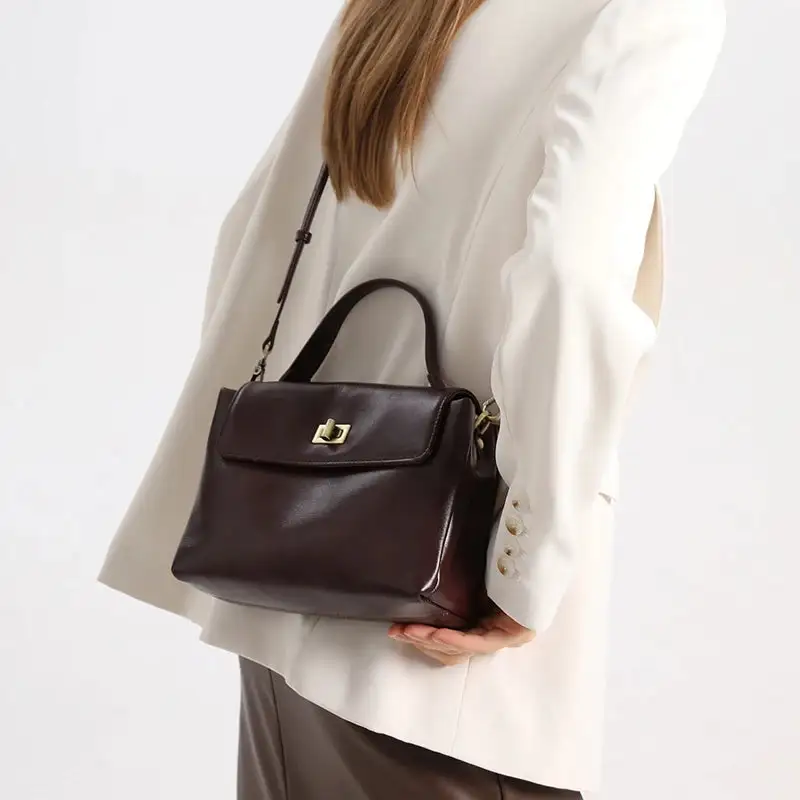 Classic Casual: Genuine Leather Luxury Handbag