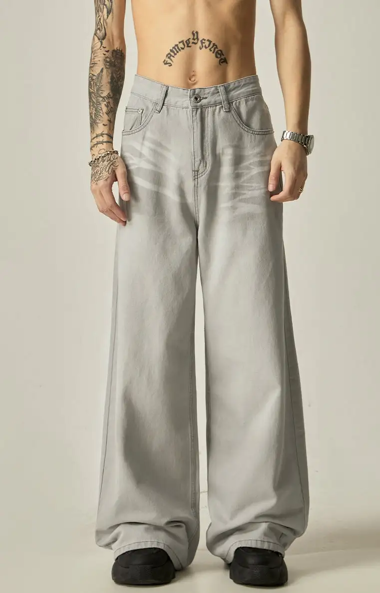 Oversized Wash Wide-Leg Jeans