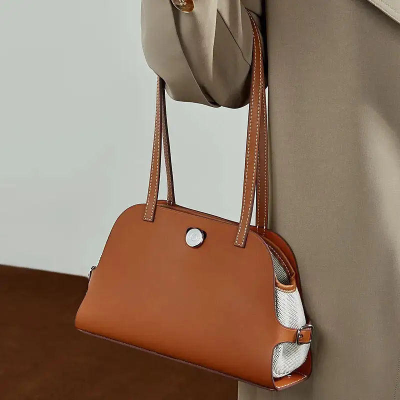 Elegant Tan Leather Minimalist Shoulder Bag