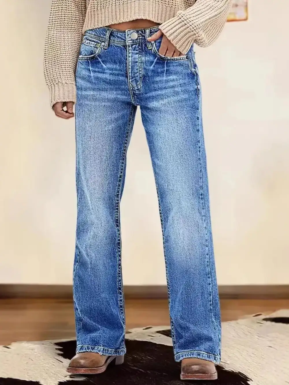Refined Vintage-Wash Pocketed Stretch Straight Leg Jeans