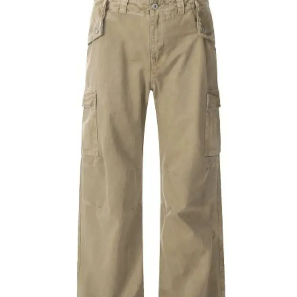 Straight Leg Cargo Pants