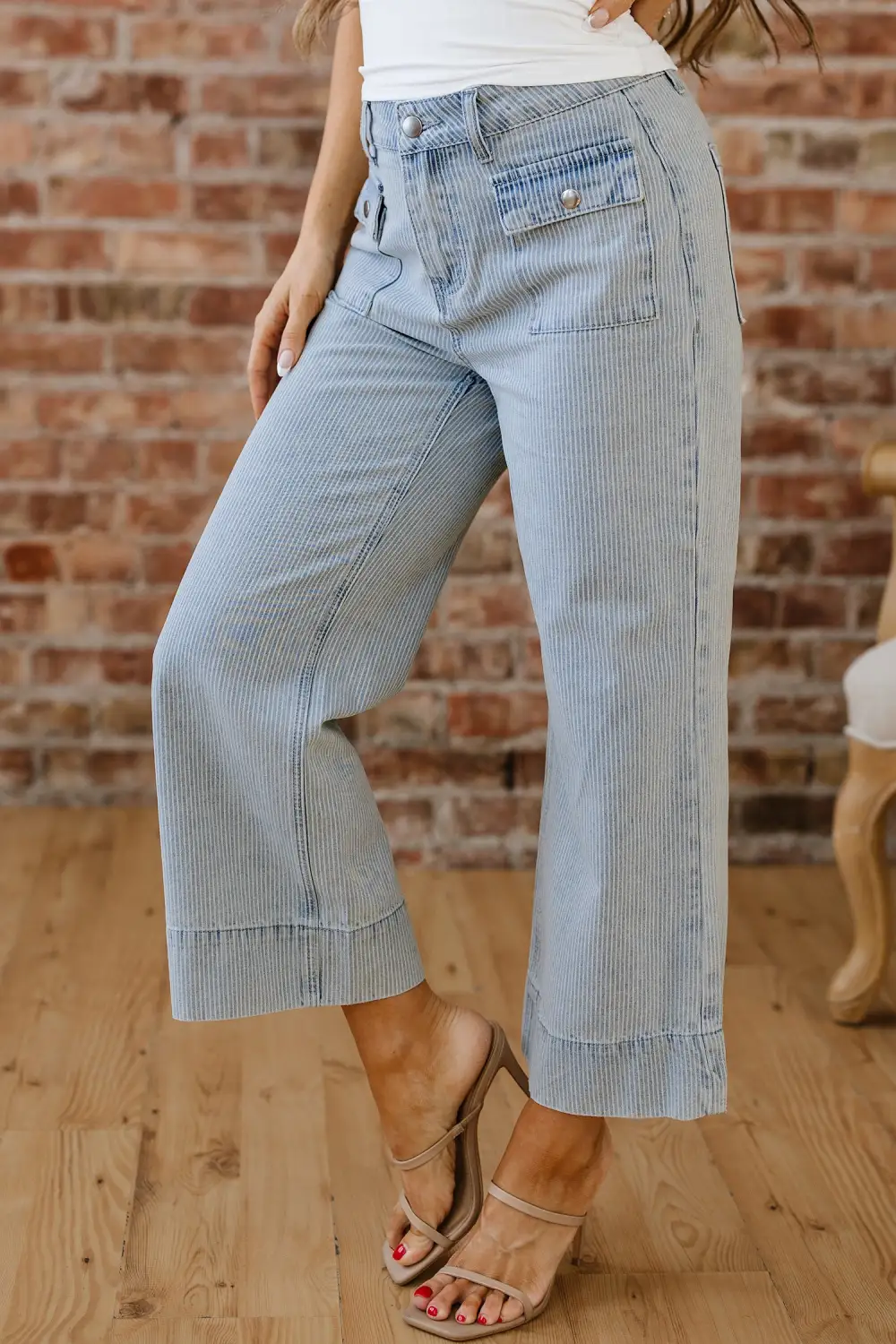 Women's Stripe Button Flap Pocket Cuffed Hem Wide Leg Jeans