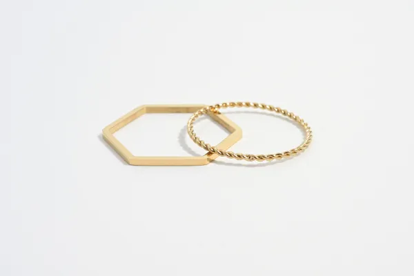 Classic-Shape Minimal Everyday Fashion Ring