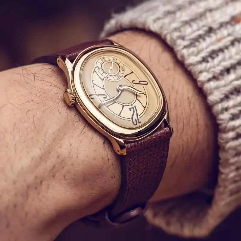 Menton Distortion Watch