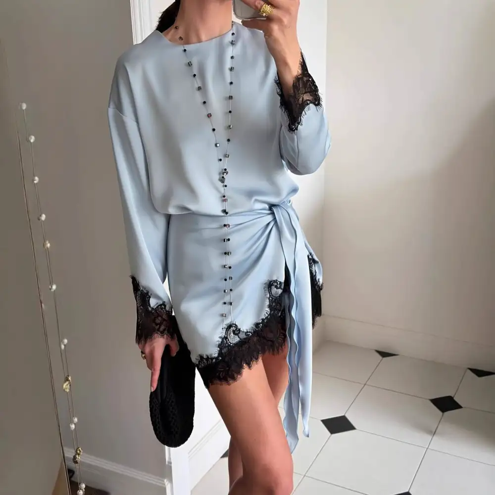 Women's Lace Round-Neck T-Shirt