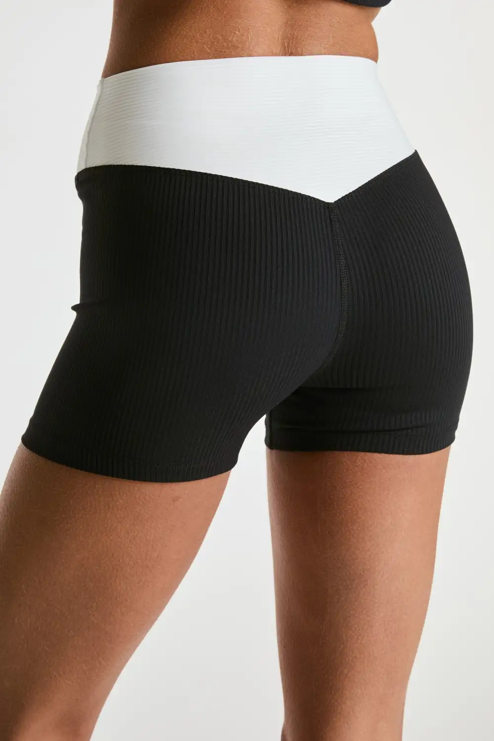 Two-Tone Ribbed Yoga Shorts