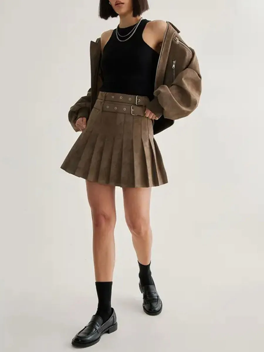 Lady's Fashionable Brown Belt-Embellished Pleated Skirt