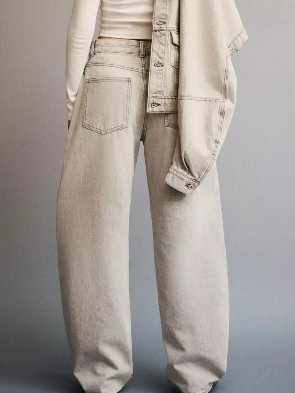 Wide Leg Washed Jeans