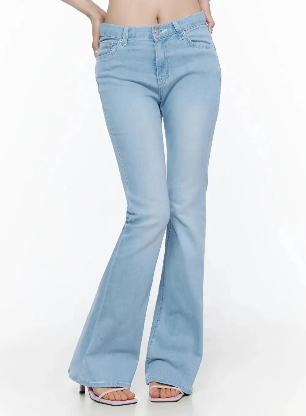 Pocketed Flare Jeans