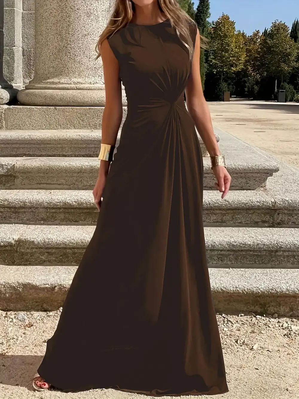 Round Neck Sleeveless Maxi Dress