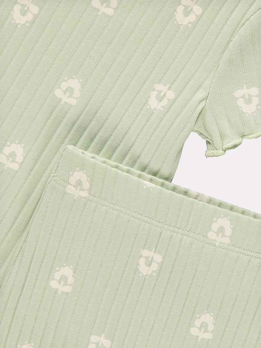 Sage Green Floral Ribbed T-Shirt and Leggings Outfit detail 1