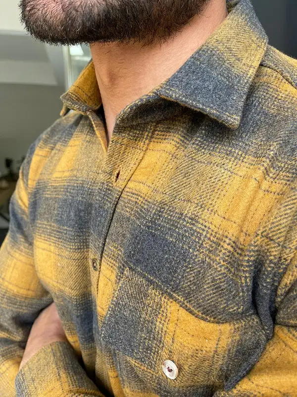 Classic Slim Fit Plaid Casual Shirt