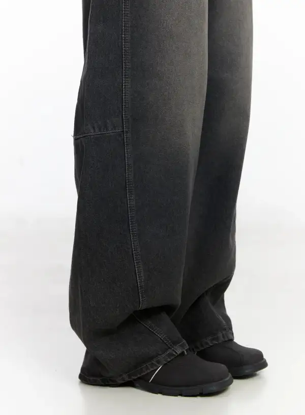 Pocketed Contemporary Baggy Jeans