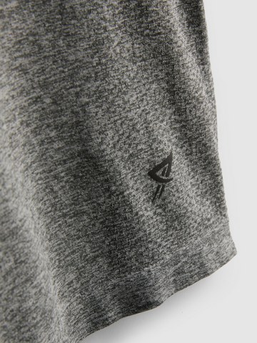 7-15yrs | Active Vest detail 2