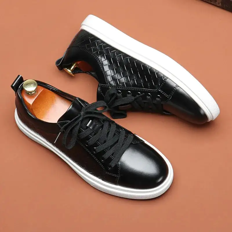 Casual Lace-Up Shoes
