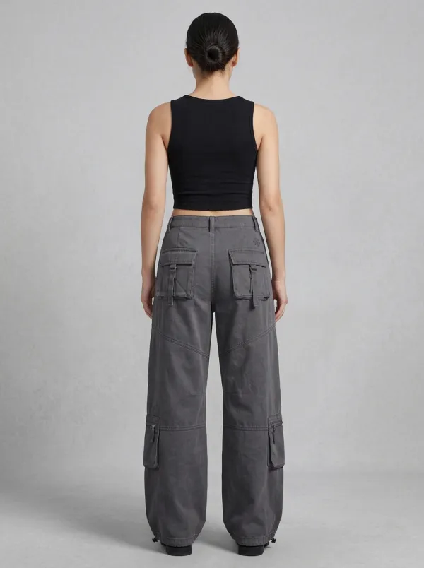 Minimal Utility Style Multi Pocket Silhouette Women's Multi Pocket Cargo Pants