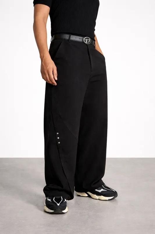 Barrel Fit Rivet Pants