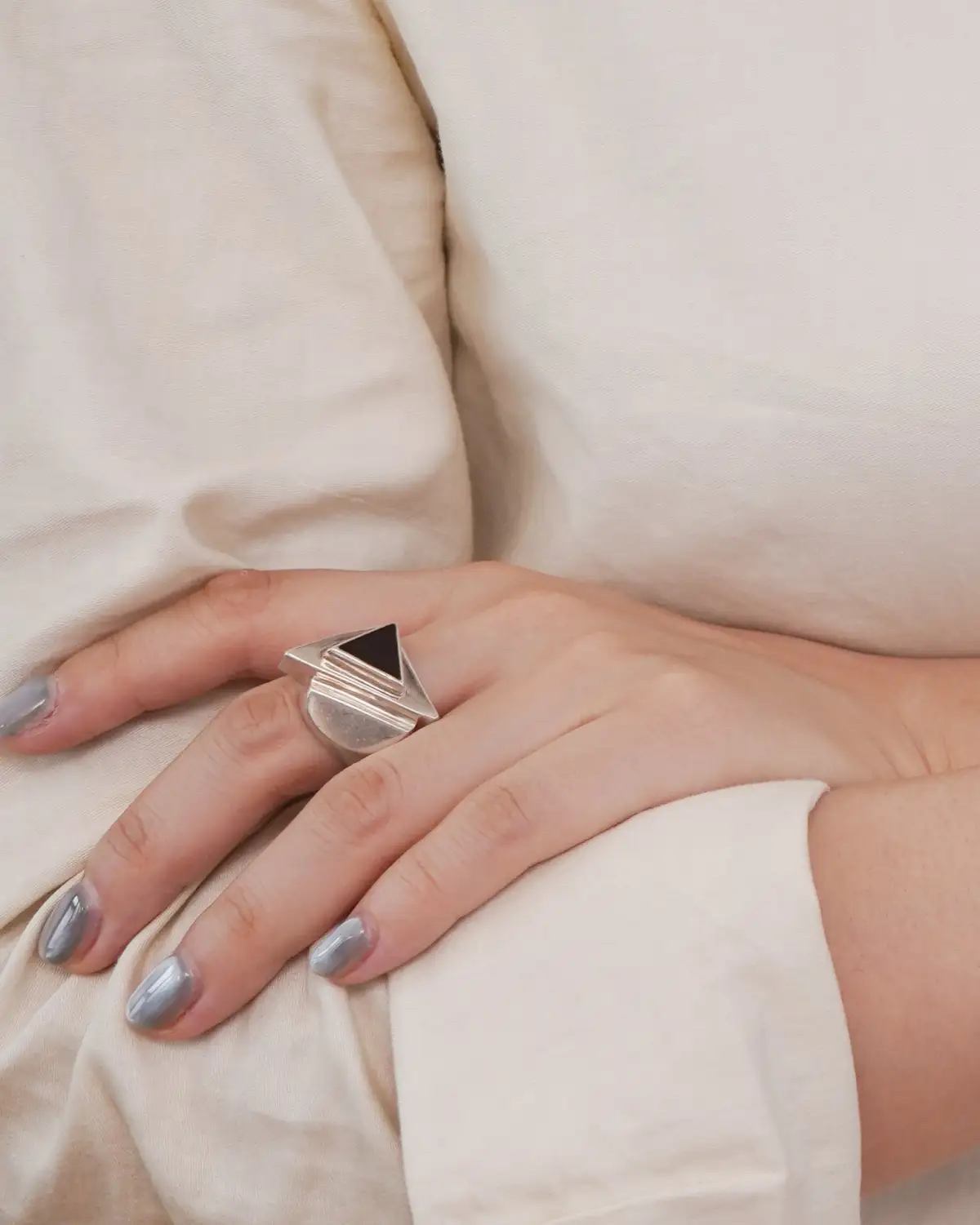 Ring with Onyx