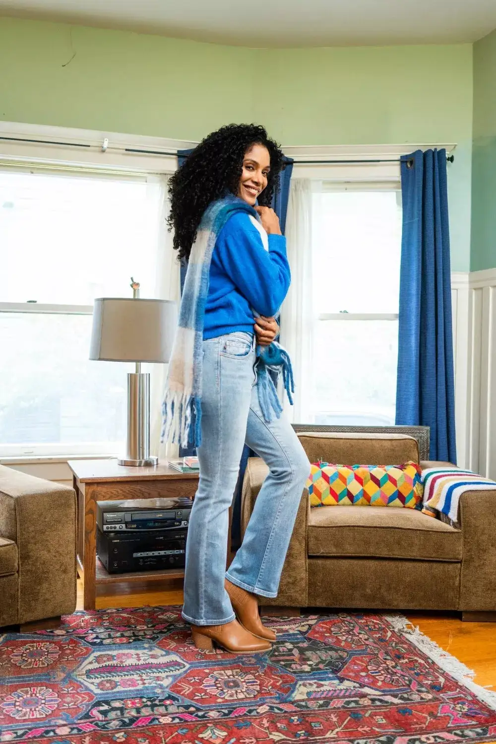 Denim Mid Rise Bootcut Pocketed Jeans