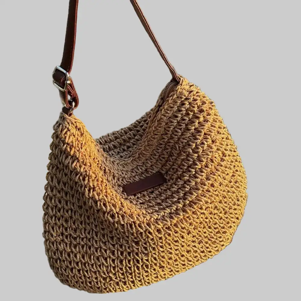 Smooth Smooth Shoulder Bag