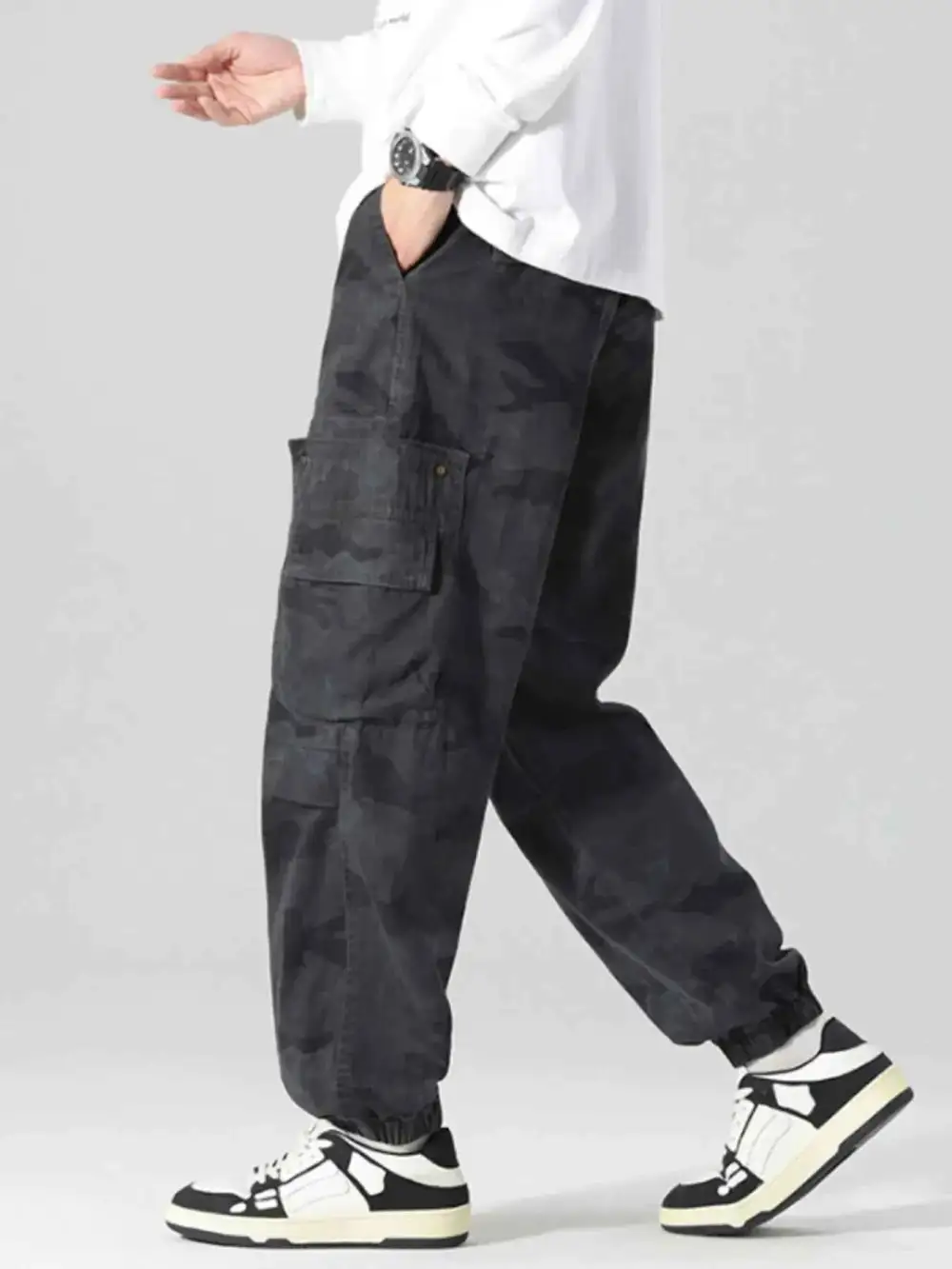 Camouflage Cargo Pants with Multi-Pocket