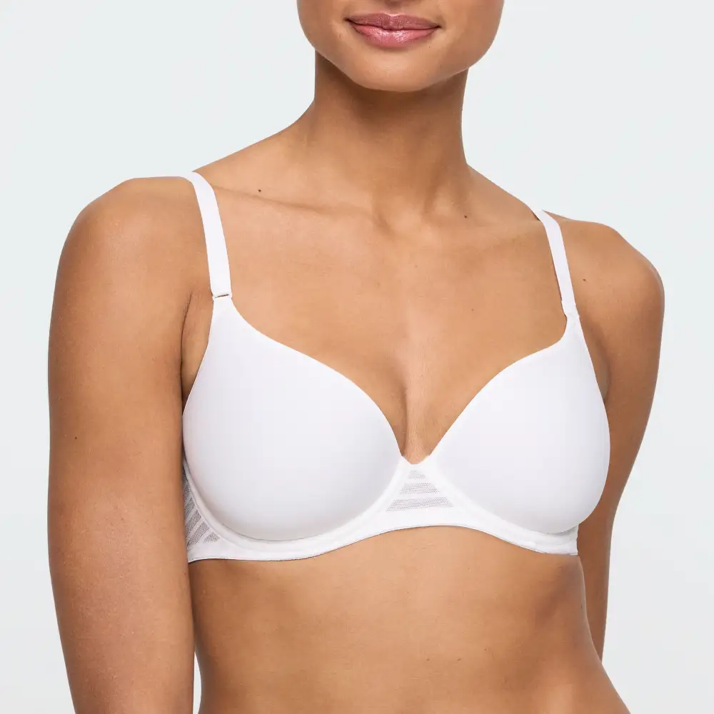 Women's Spacer Molded Seamless Chimney Back Adjustable Straps Mesh Breathable Smoothing Bra