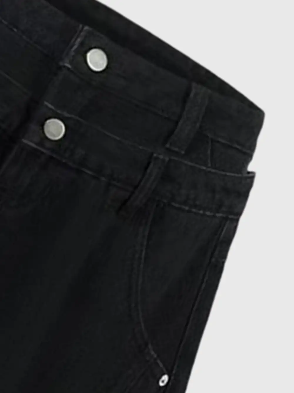 Barrel-Leg Graphic Pants