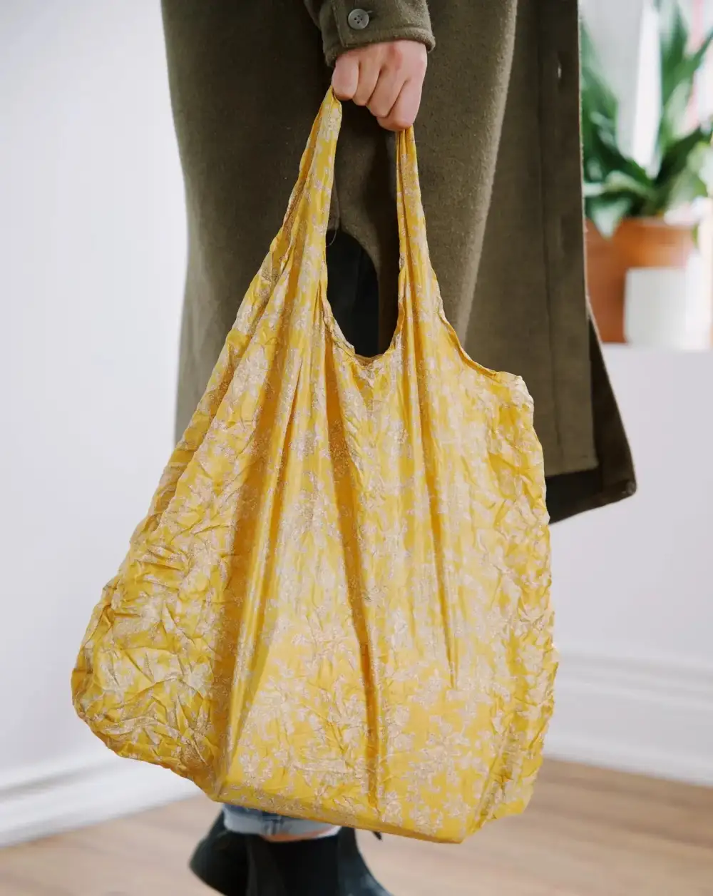 Reusable Foldaway Shopping Tote