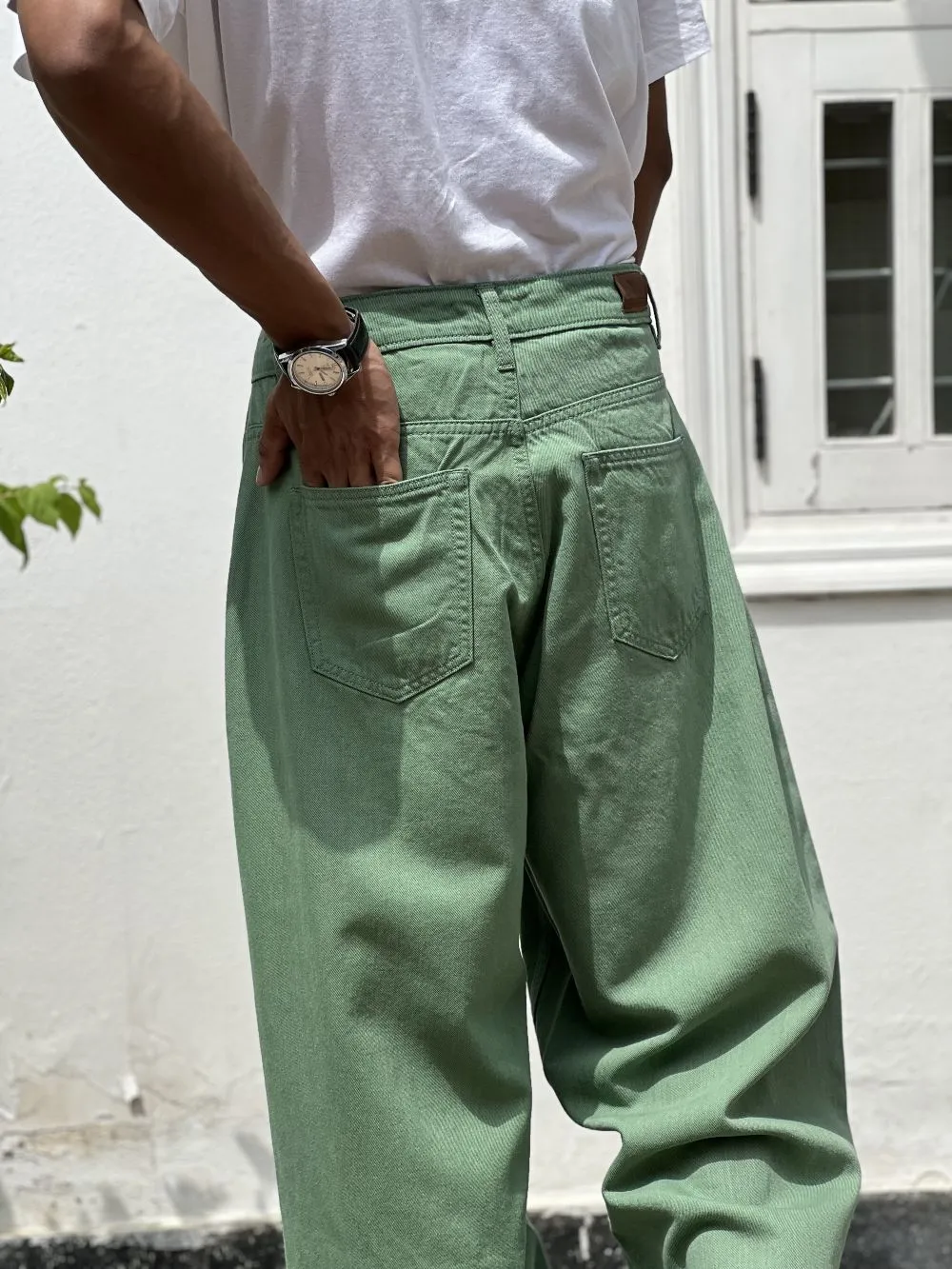 Relaxed-Fit Stretch-Denim Barrel Jeans