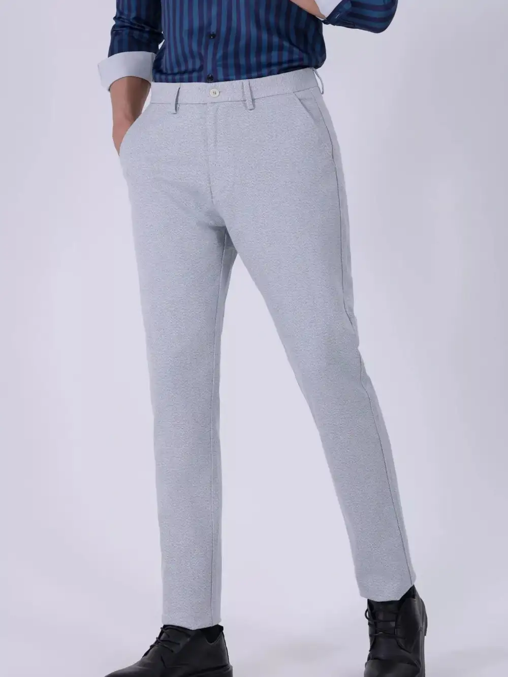 Pocketed Slim Fit Pants