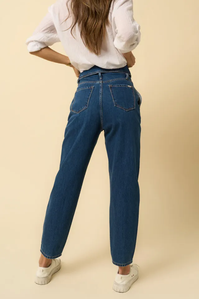 Women's Welt Pocket High Rise Relaxed Rigid Denim Jeans